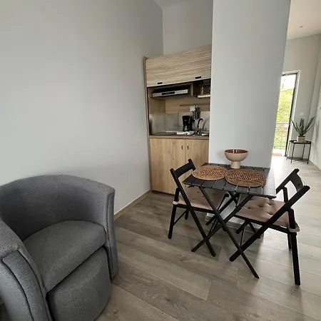 Apartment Katoji